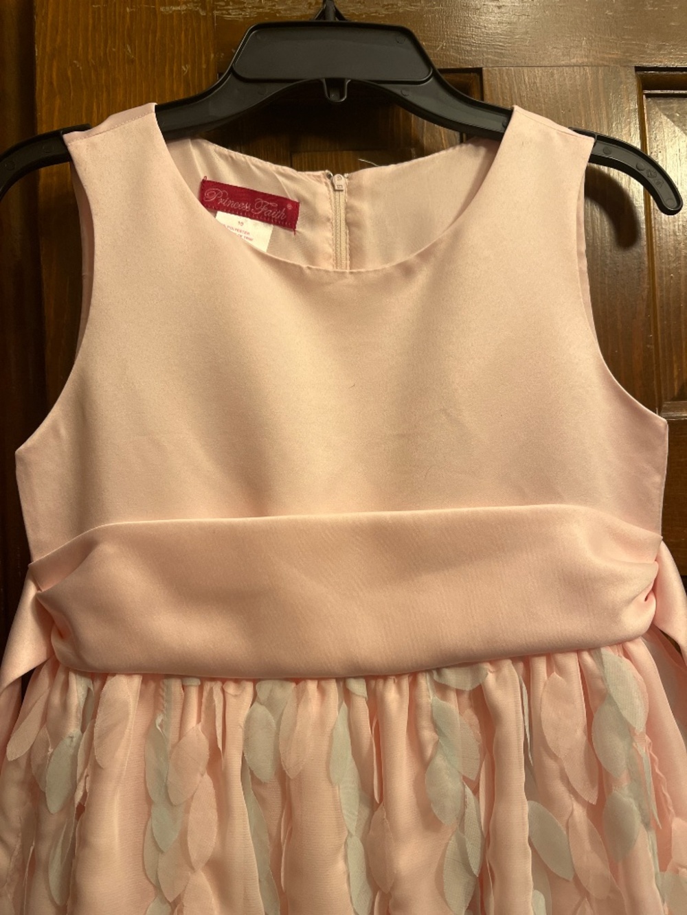 Like New, Adorable, Girls Size 10 Pink/Pale Blue Dress. - Picture 2 of 12